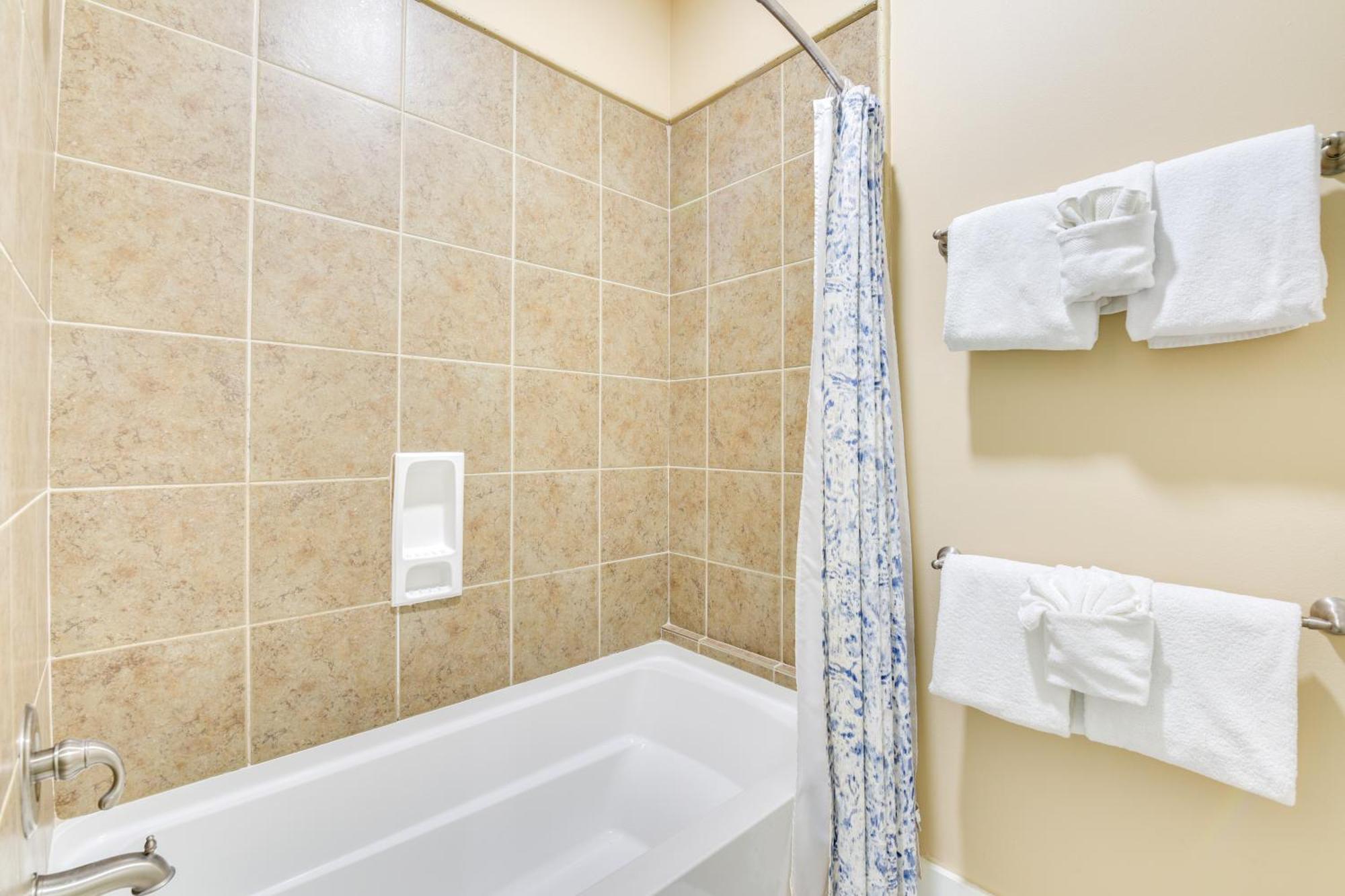Bright And Modern Townhome Steps To Miramar Beach! Destin Exterior photo